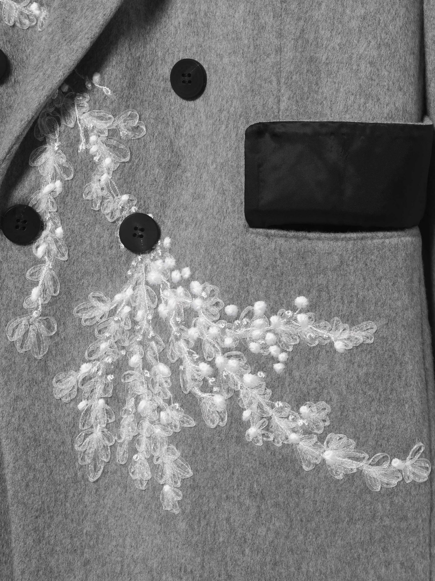Embroidery Over Jacket MD.GREY